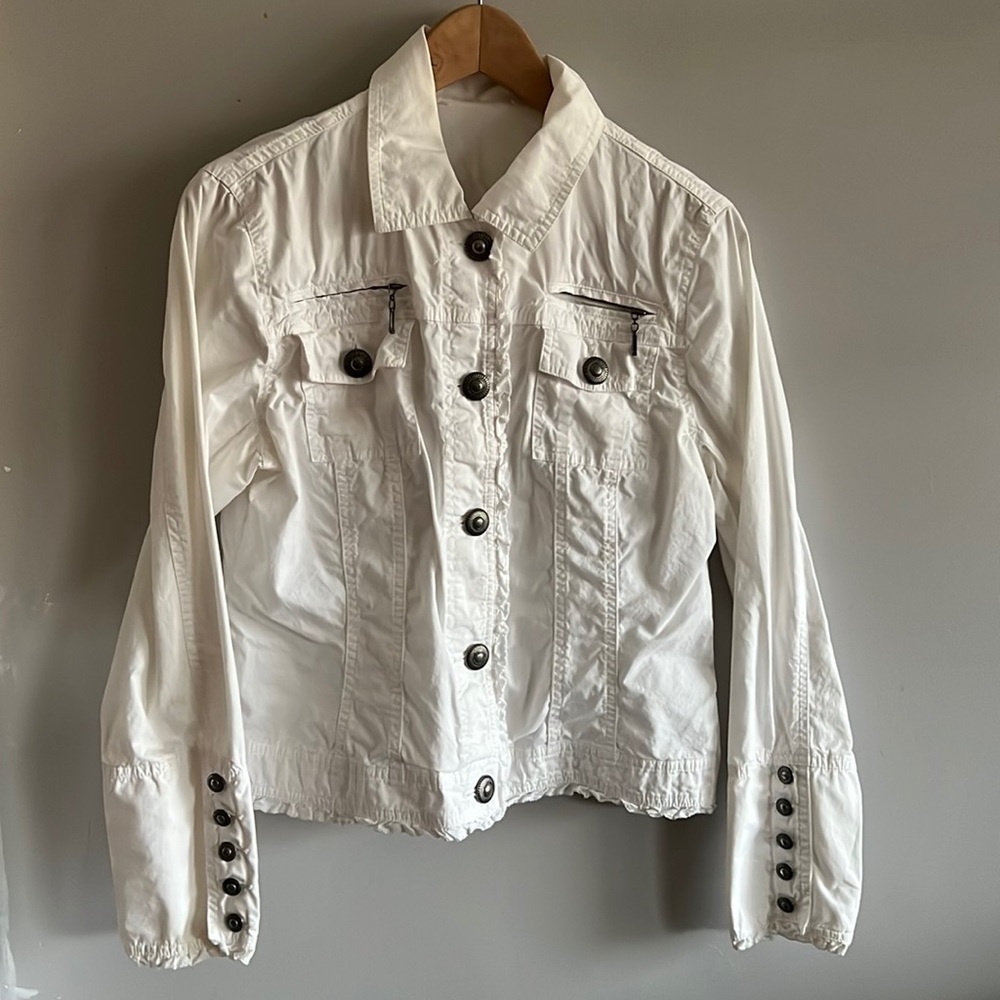 White jacket